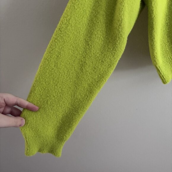 Zara Women S Lime Green Crew Neck Long Sleeve Soft Touch Cropped Knit Sweater - Picture 6 of 11